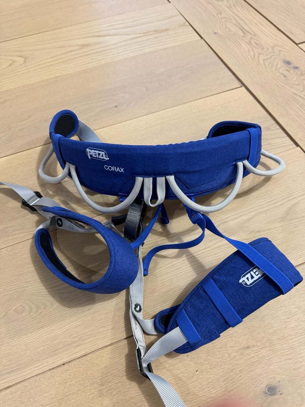 Petzl Corax All-Around Climbing Harness (Size 1) - Picture 2 of 6